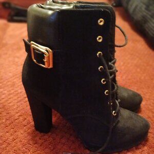 Black Shoedazzle Boots – Women’s Size 9.5 (Gently Used)